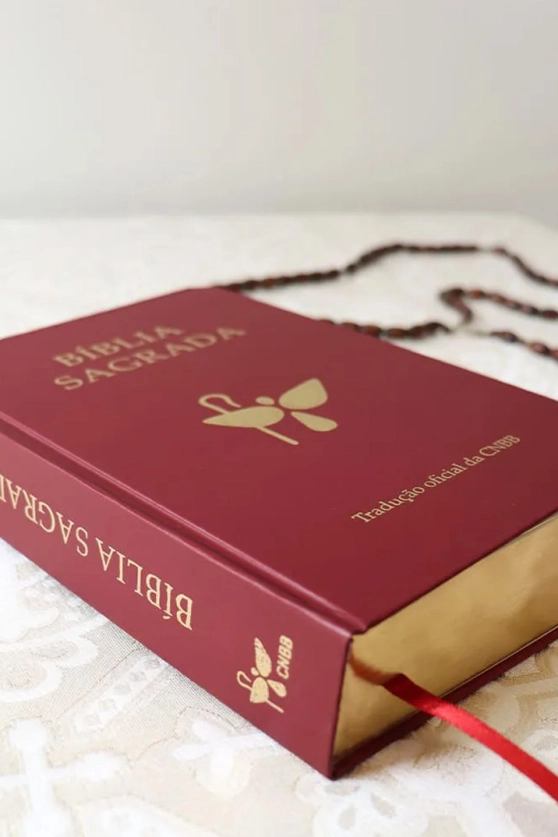 Bíblia Sagrada - Tradução Oficial da CNBB - 6ª Edição - Semiluxo Produto Bíblia Sagrada - Tradução Oficial da CNBB - 6ª Edição - Semiluxo