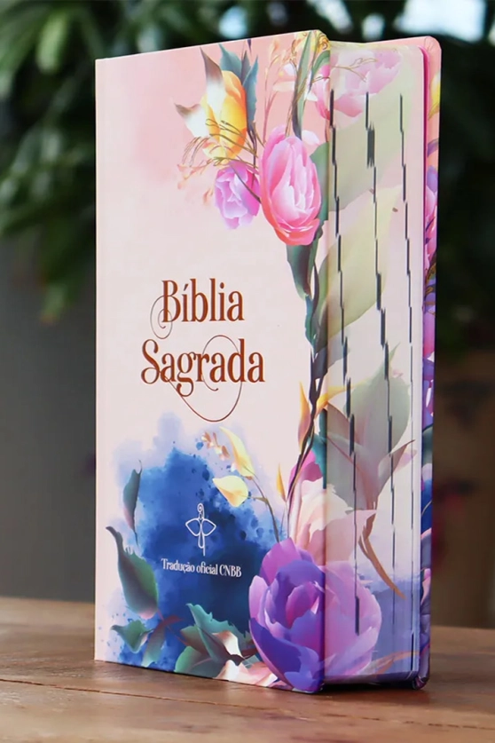 Bíblia Sagrada Tradução Oficial da CNBB - Letra grande - 6ª Edição Produto Bíblia Sagrada Tradução Oficial da CNBB - Letra grande - 6ª Edição