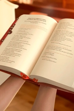 Missal Romano - tradução da 3ª Edição Típica Produto Missal Romano - tradução da 3ª Edição Típica